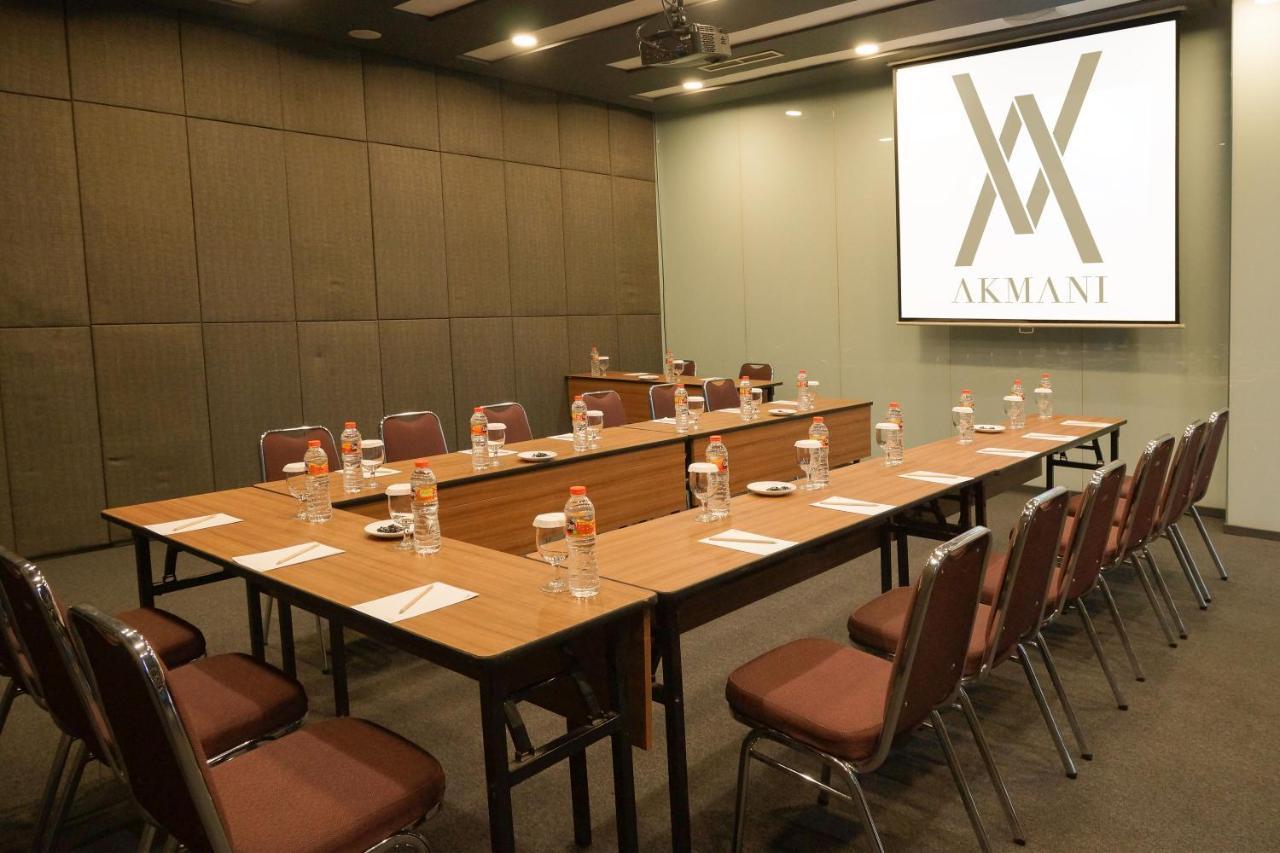 Akmani Hotel Jakarta Exterior photo