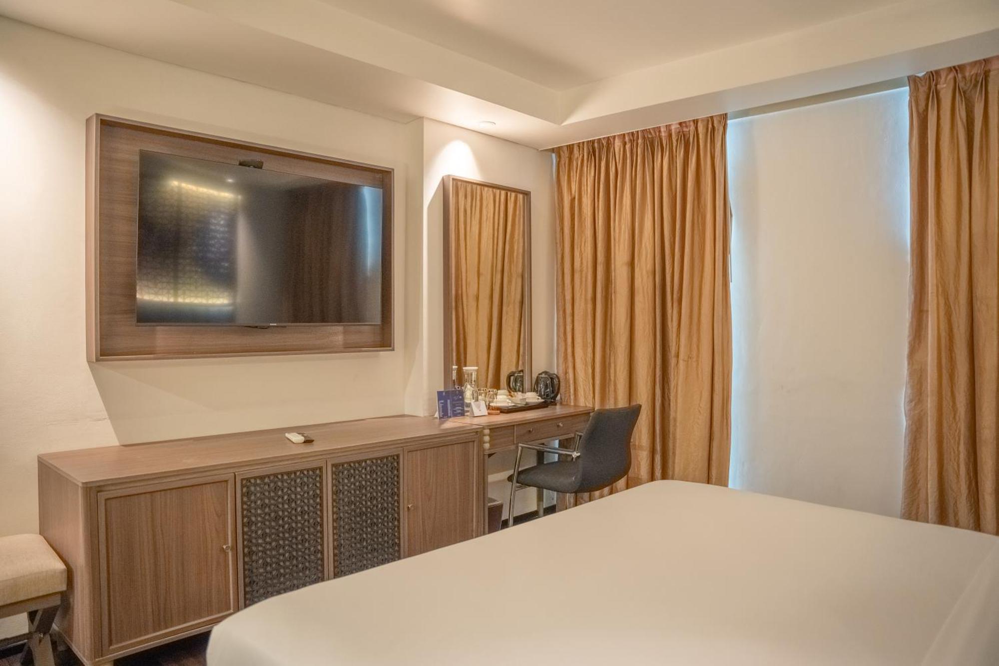Akmani Hotel Jakarta Exterior photo